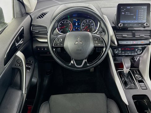 Used 2025 Mitsubishi Eclipse Cross SE image 19