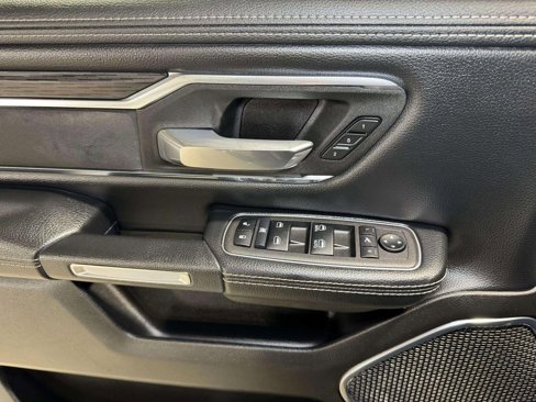 Used 2024 RAM 1500 Laramie image 9
