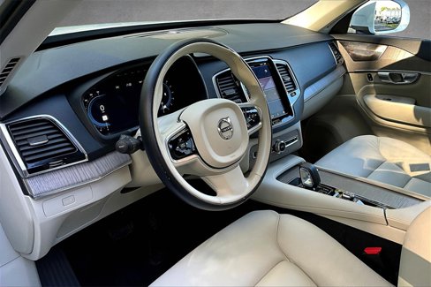 Certified 2024 Volvo XC90 B6 Plus w/ Protection Package Premier image 13