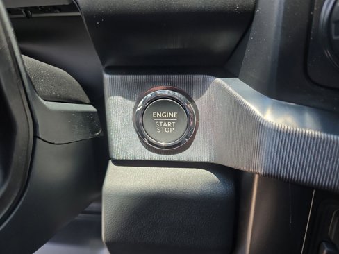 New 2025 Ford F350 Platinum w/ FX4 Off-Road Package image 22