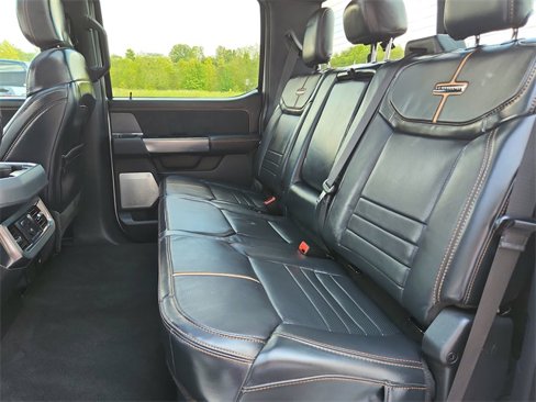 Used 2024 Ford F250 Platinum image 38