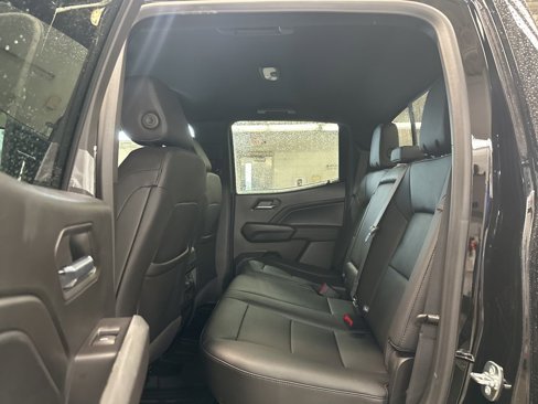 New 2025 Chevrolet Colorado LT w/ LT Convenience Package image 11