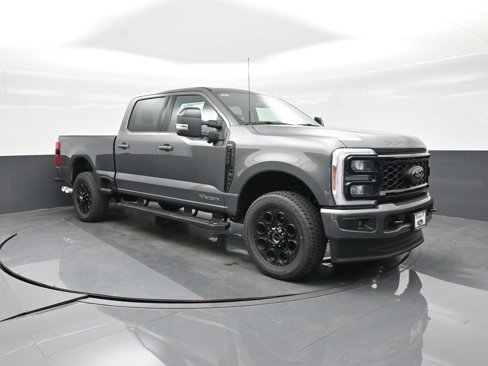 New 2026 Ford F250 Lariat image 16