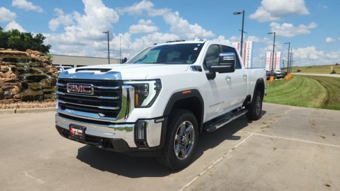 Used 2025 GMC Sierra 2500 SLT w/ Texas SLT Premium Package image 2