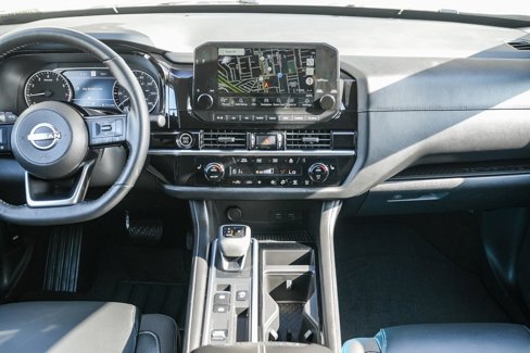 Used 2022 Nissan Pathfinder SL image 12