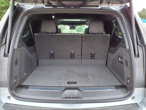 New 2025 Cadillac Escalade ESV Sport image 9