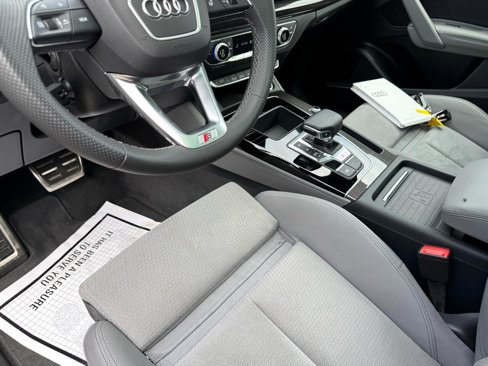 Used 2024 Audi SQ5 Prestige image 27