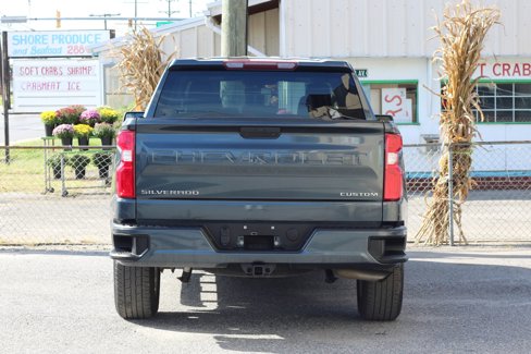 Used 2020 Chevrolet Silverado 1500 Custom w/ Custom Value Package image 7