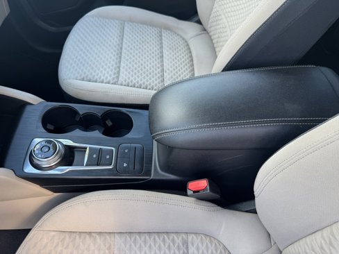 Certified 2022 Ford Escape SE image 12