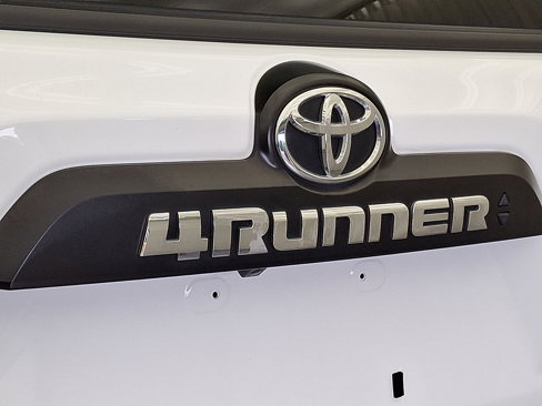 Certified 2024 Toyota 4Runner TRD Off-Road Premium image 24