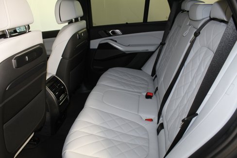 New 2026 BMW X5 sDrive40i w/ Executive Package image 24