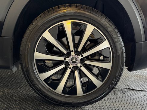 Used 2021 Mercedes-Benz GLB 250 image 8