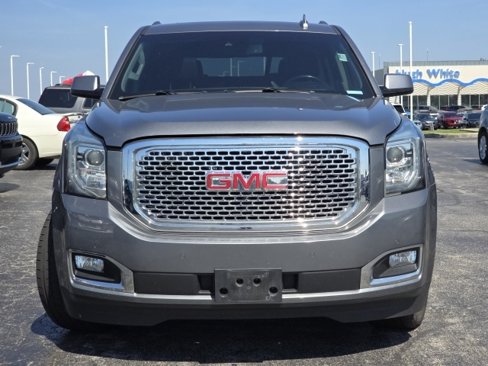Used 2018 GMC Yukon SLT w/ Premium Edition image 8