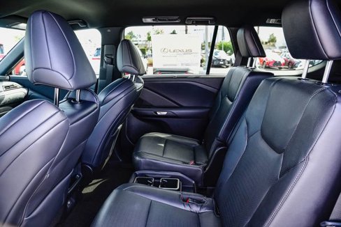 New 2026 Lexus TX 500h AWD image 24