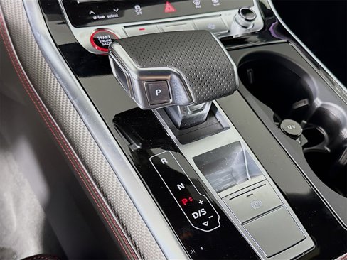 New 2025 Audi RS Q8 performance image 17