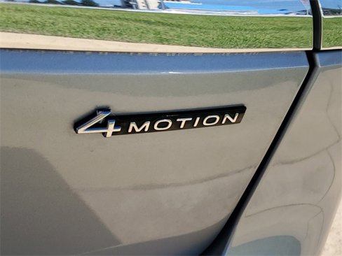 Used 2023 Volkswagen Atlas SE image 35