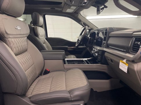 New 2026 Ford F350 Platinum w/ Platinum Plus Package image 28
