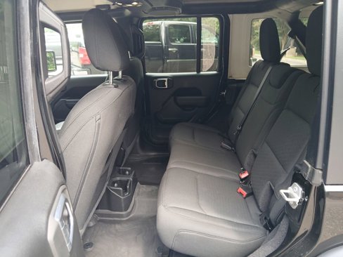 Used 2023 Jeep Wrangler Sport S image 24