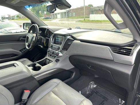 Used 2019 Chevrolet Suburban LT image 8