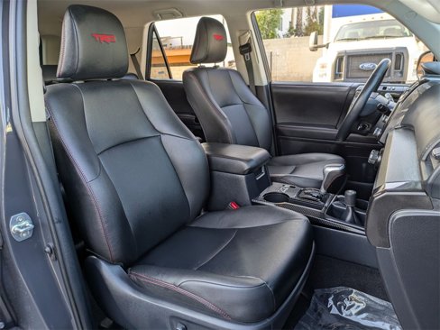Used 2024 Toyota 4Runner TRD Off-Road Premium image 28