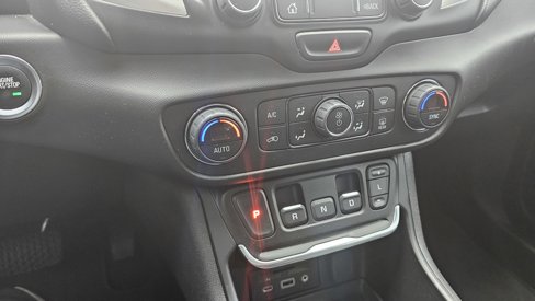 Used 2021 GMC Terrain SLT image 36