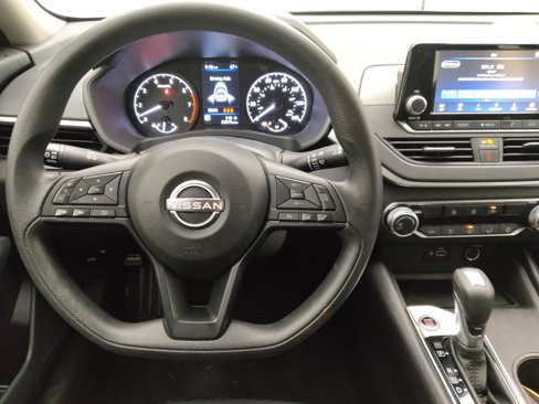 Used 2024 Nissan Altima 2.5 S image 22