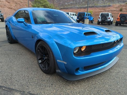 Used 2019 Dodge Challenger SRT Hellcat Redeye image 3
