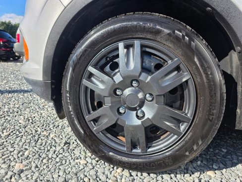 Used 2018 Ford Escape S image 10