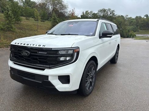 New 2025 Ford Expedition Max Platinum image 8