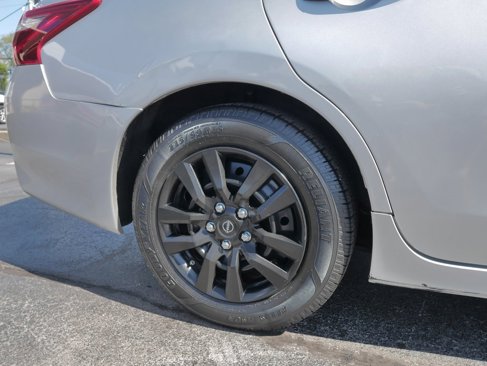 Used 2018 Nissan Altima 2.5 S w/ S Convenience Package image 9