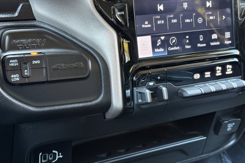 Used 2024 RAM 2500 Laramie image 19