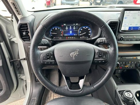 Certified 2022 Ford Bronco Sport Outer Banks w/ Tech Package image 4