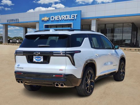 New 2026 Chevrolet Traverse RS w/ LPO, Floor Liner Package image 4
