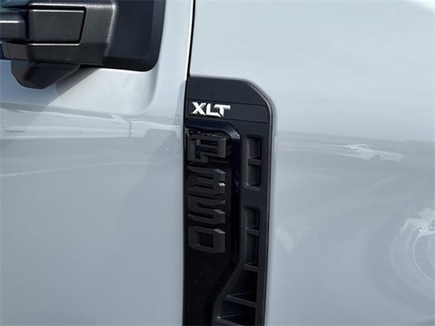 New 2026 Ford F350 XLT image 10