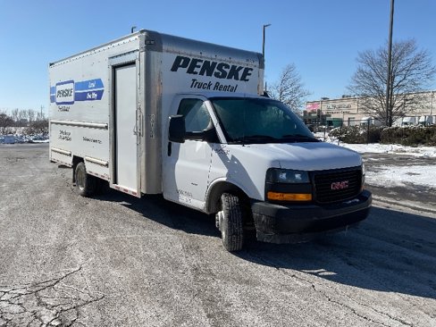 Used 2022 GMC Savana 3500 Extended w/ Power Convenience Package image 1