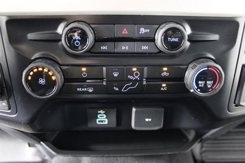 Used 2025 Ford F450 XLT w/ FX4 Off-Road Package image 25