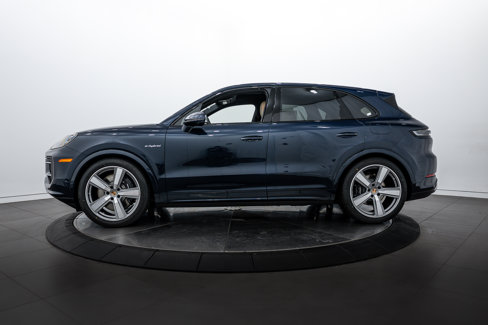 New 2026 Porsche Cayenne E-Hybrid image 2