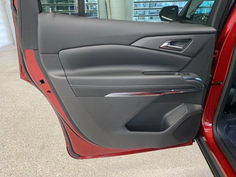 New 2026 Chevrolet Traverse LT w/ Sun and Wheel Package image 32