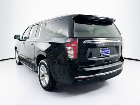 Certified 2024 Chevrolet Suburban Premier w/ Premium Package 2 image 5