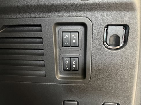 New 2026 Buick Enclave Sport Touring w/ Power Package image 38