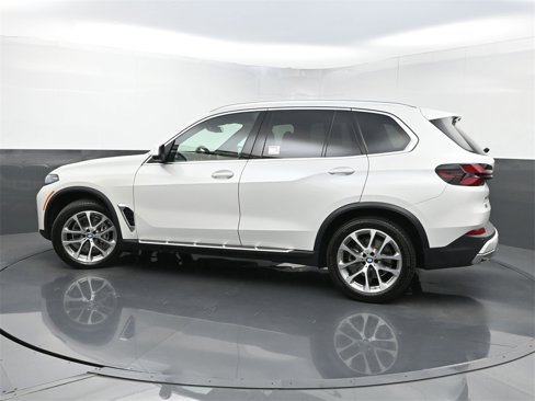 Used 2024 BMW X5 xDrive40i w/ Premium Package image 44