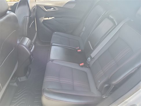 Used 2022 Chevrolet Equinox RS image 21