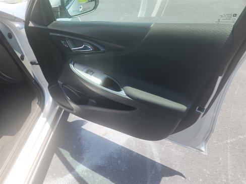 Used 2020 Chevrolet Malibu LT image 10