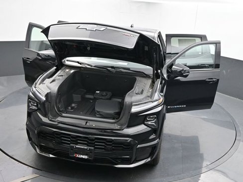 New 2025 Chevrolet Silverado EV RST image 57