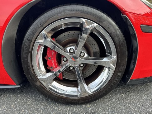 Used 2013 Chevrolet Corvette Grand Sport w/ 3LT Preferred Equipment Group image 2