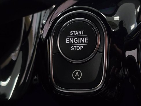 New 2026 Mercedes-Benz GLA 250 4MATIC image 25