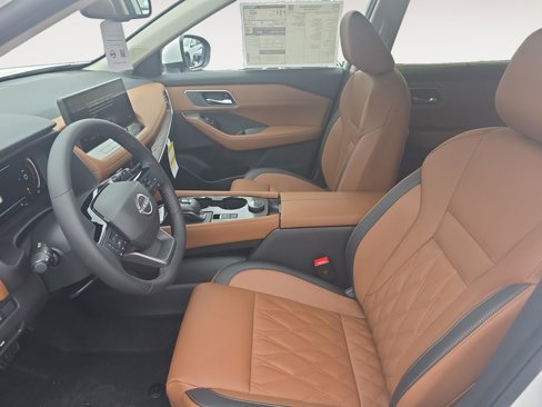 New 2026 Nissan Rogue Platinum w/ Platinum Premium Package image 9