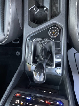 Used 2022 Volkswagen Tiguan SE image 26