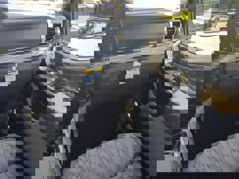 New 2026 Ford F350 Platinum image 15