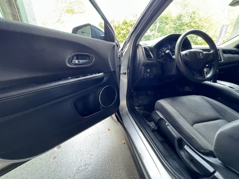 Used 2020 Honda HR-V EX image 14